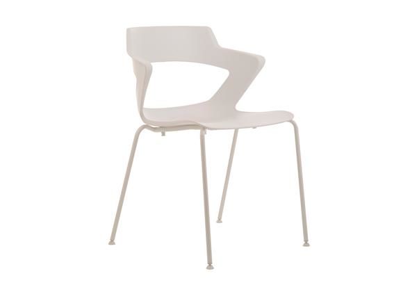 Transformez votre espace de réunion avec notre siège Joky à quatre pieds. Robuste et confortable, il est idéal pour les réunions et les espaces d'accueil.